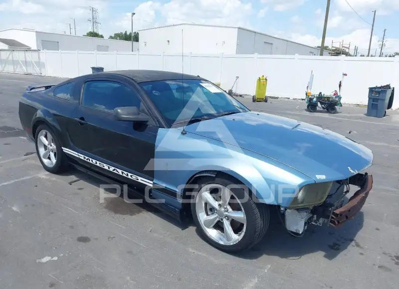 2007 Ford MUSTANG photo