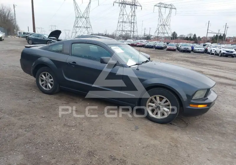 2007 Ford MUSTANG фото