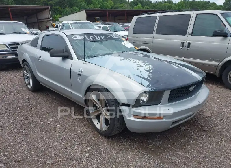 2007 Ford MUSTANG photo