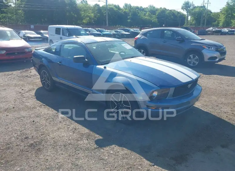 2007 Ford MUSTANG фото