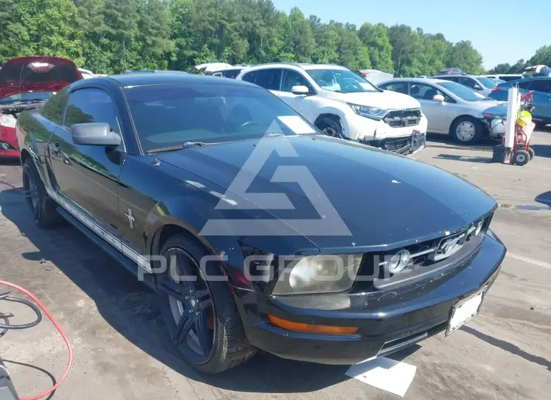 2007 Ford MUSTANG фото
