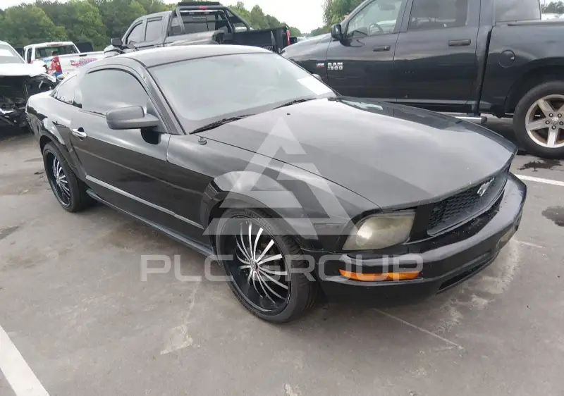 2007 Ford MUSTANG фото