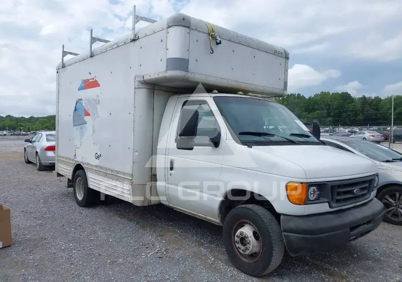 2007 Ford E-450 фото