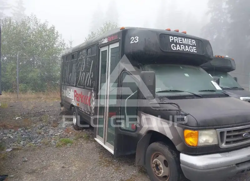 2007 Ford E-350 фото