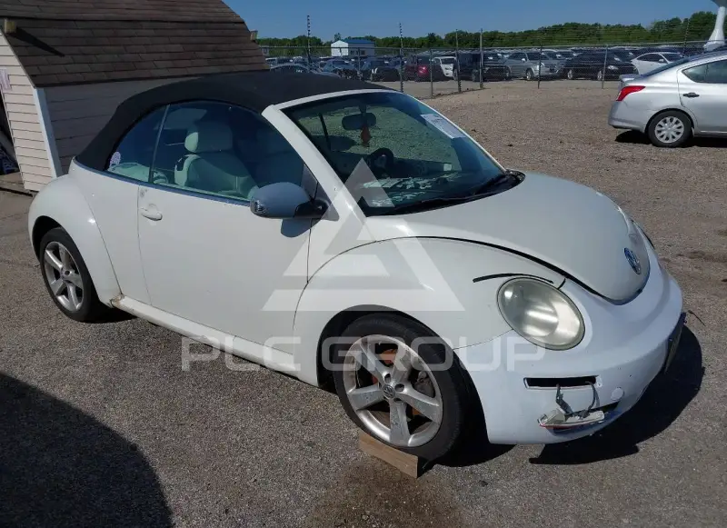 2007 Volkswagen BEETLE фото