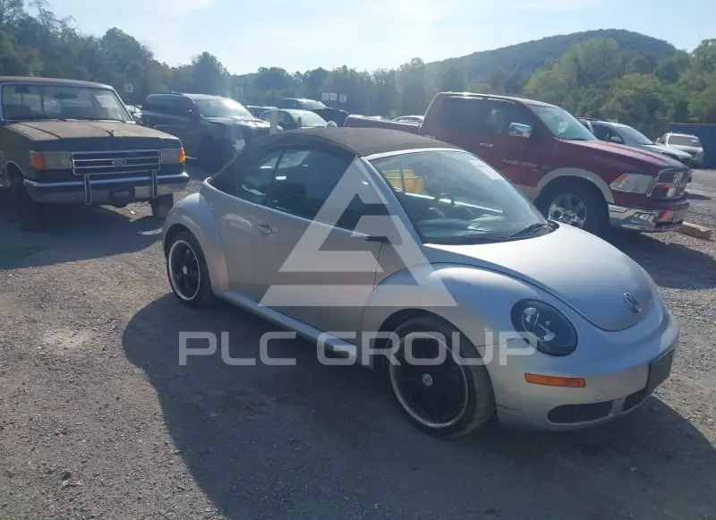2007 Volkswagen BEETLE photo
