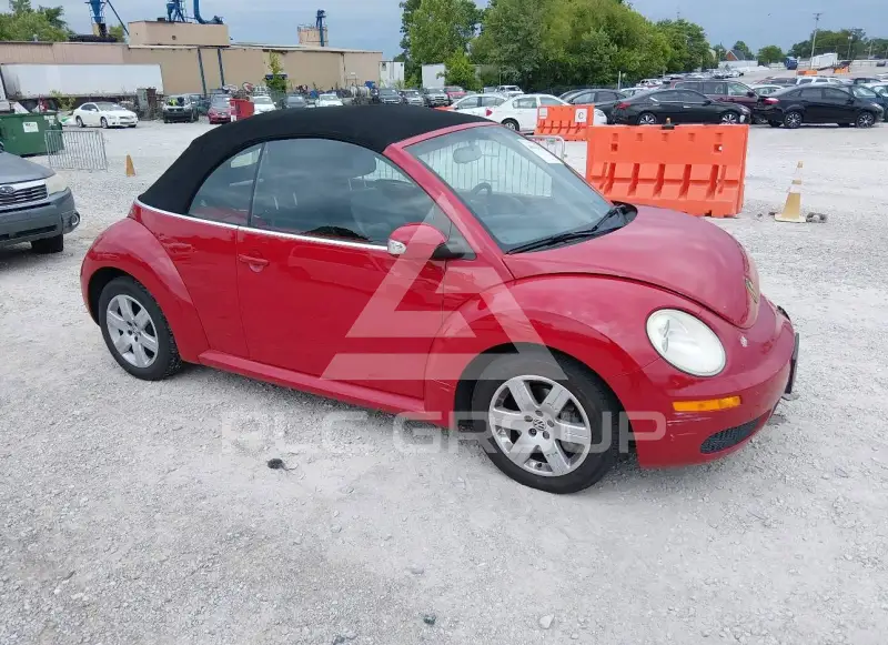 2007 Volkswagen BEETLE фото