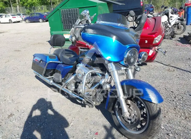 2008 Harley-Davidson FLHTCU фото