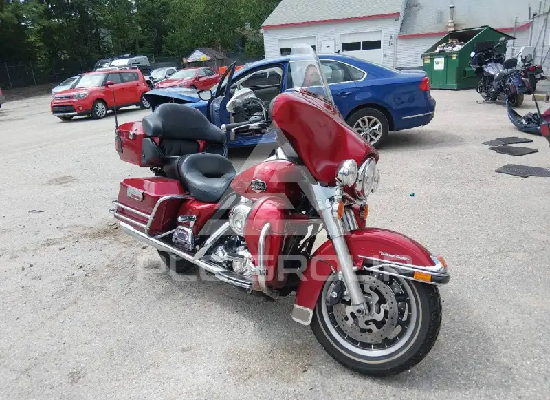 2008 Harley-Davidson FLHTCU фото