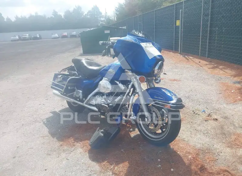 2008 Harley-Davidson FLHTCU photo