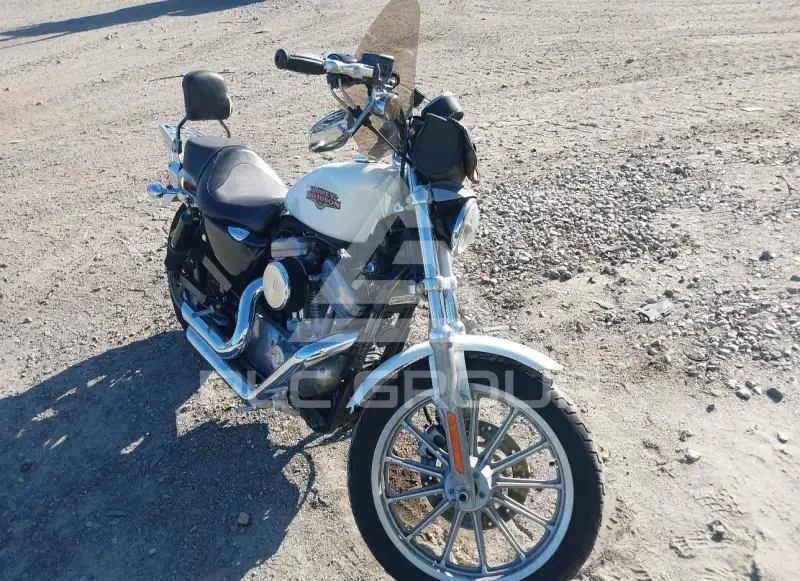 2008 Harley-Davidson XL883 photo