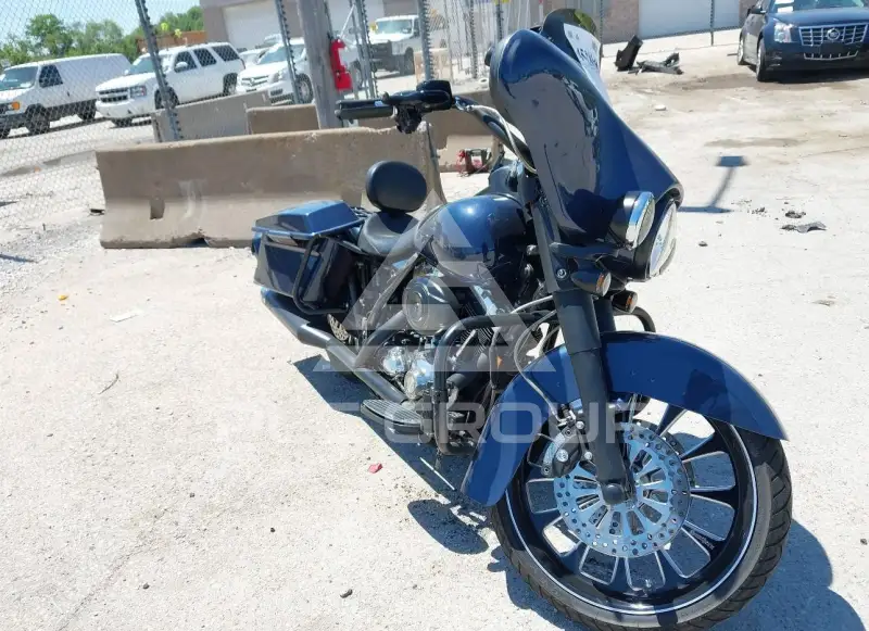 2008 Harley-Davidson FLHX photo