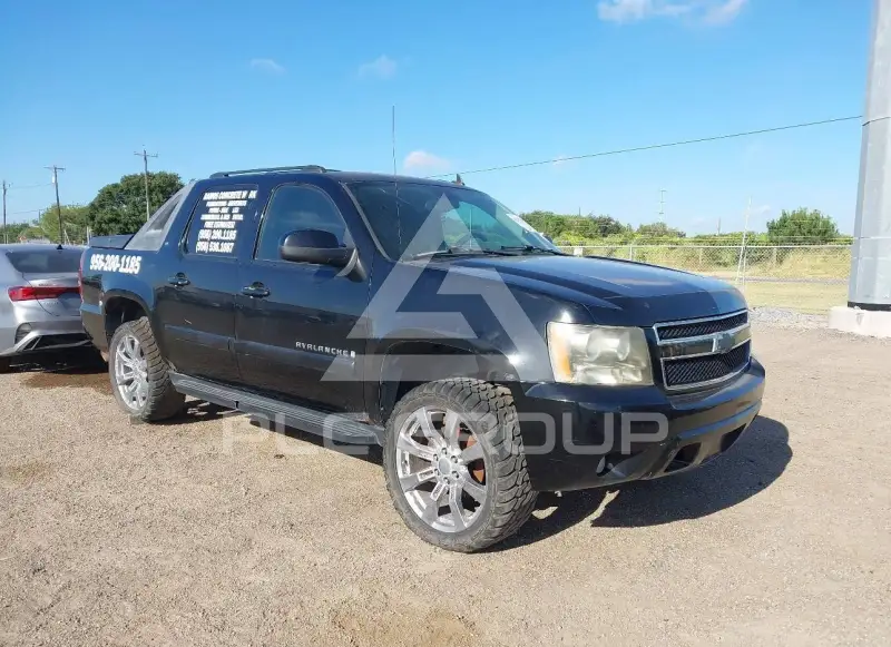 2008 Chevrolet Avalanche photo