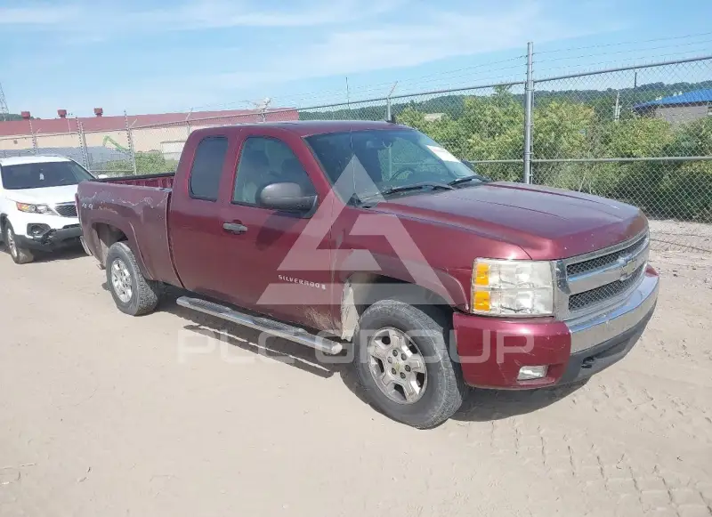 2008 Chevrolet Silverado photo