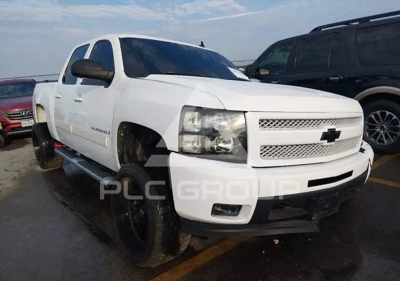 2008 Chevrolet Silverado photo