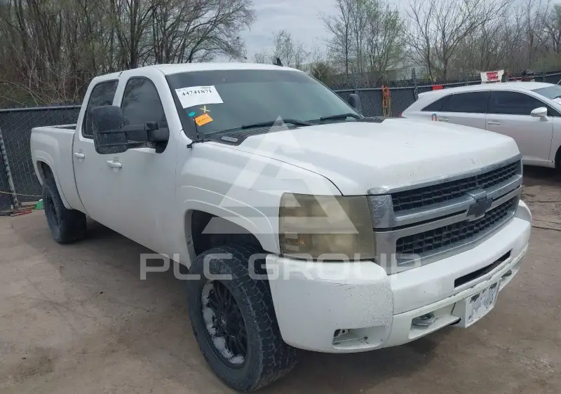 2008 Chevrolet Silverado photo