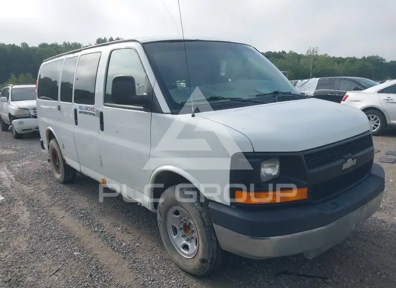 2008 Chevrolet Express photo