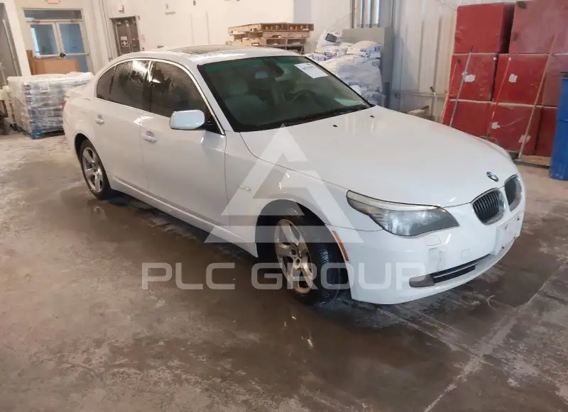 2008 BMW 528 photo