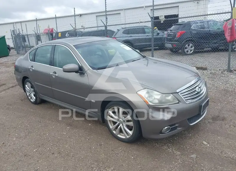 2008 Infinity M35 photo