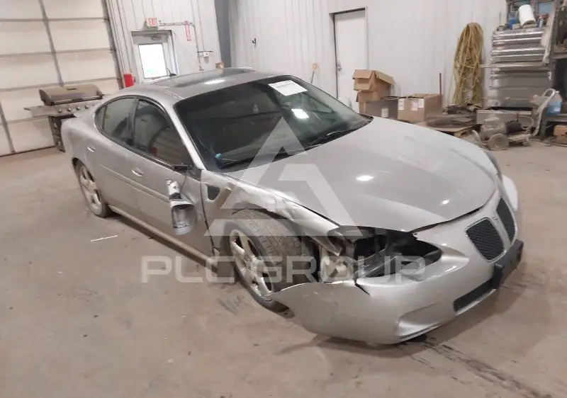 2008 Pontiac GRAND PRIX photo
