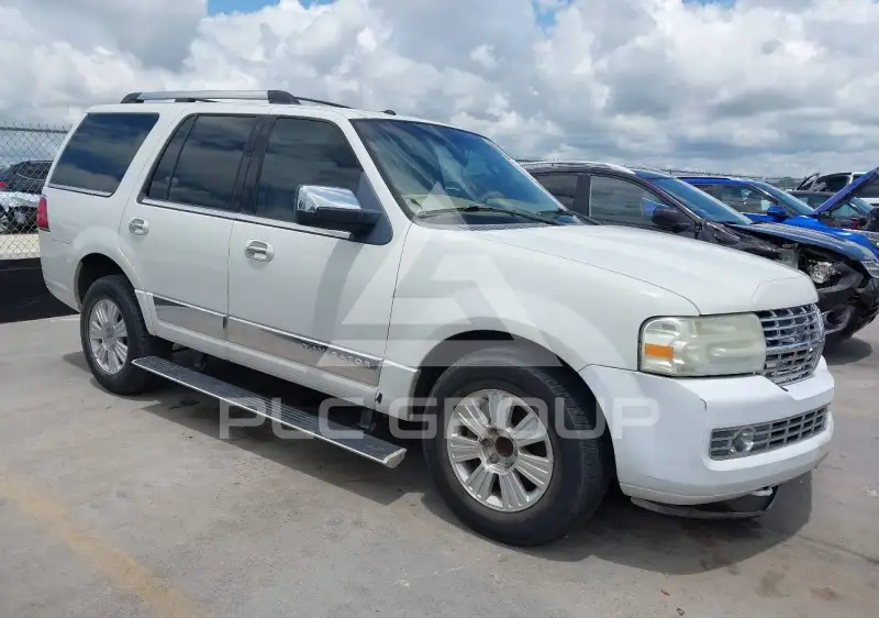 2008 Lincoln NAVIGATOR photo