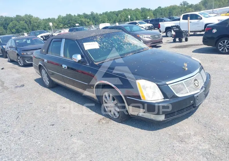 2008 Cadillac DTS photo