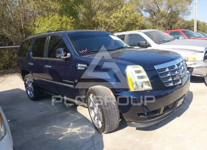 2008 Cadillac ESCALADE photo