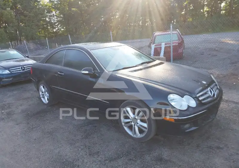 2008 Mercedes Benz CLK фото
