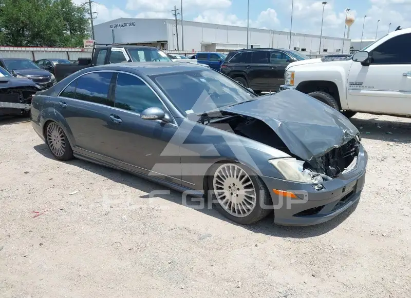 2008 Mercedes Benz S 550 фото