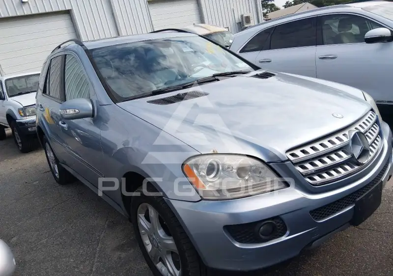 2008 Mercedes Benz ML 350 фото