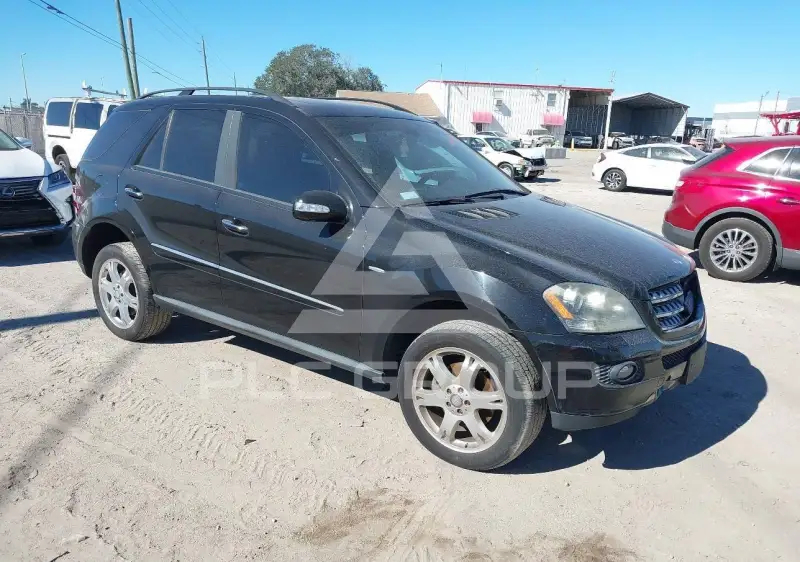 2008 Mercedes Benz ML 350 photo
