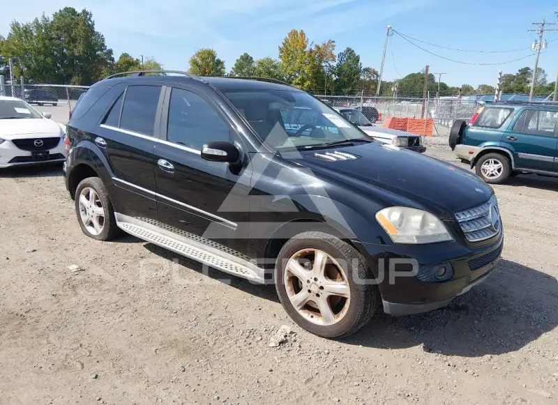 2008 Mercedes Benz ML 350 photo