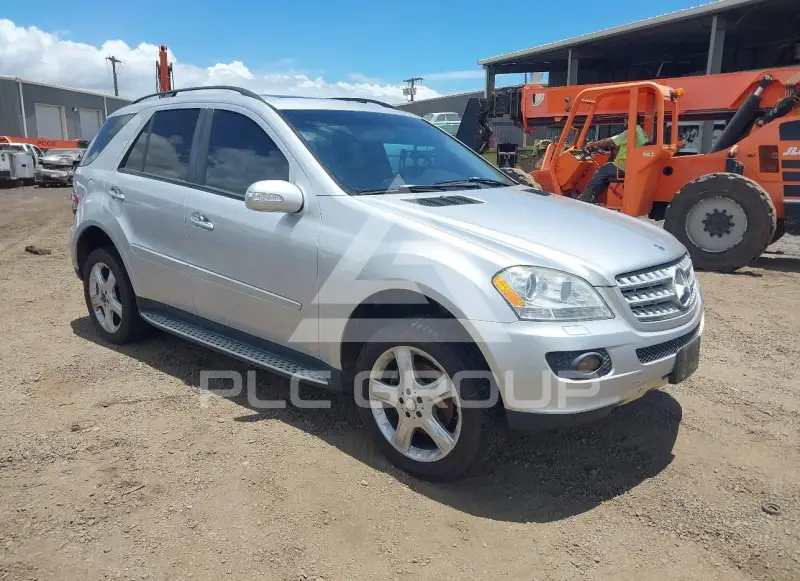 2008 Mercedes Benz M-Class photo