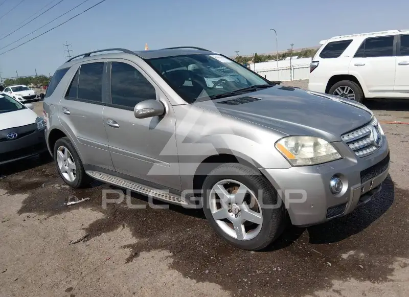 2008 Mercedes Benz M-Class photo