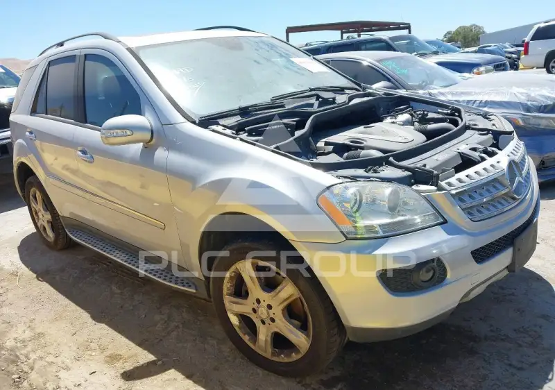 2008 Mercedes Benz M-Class photo