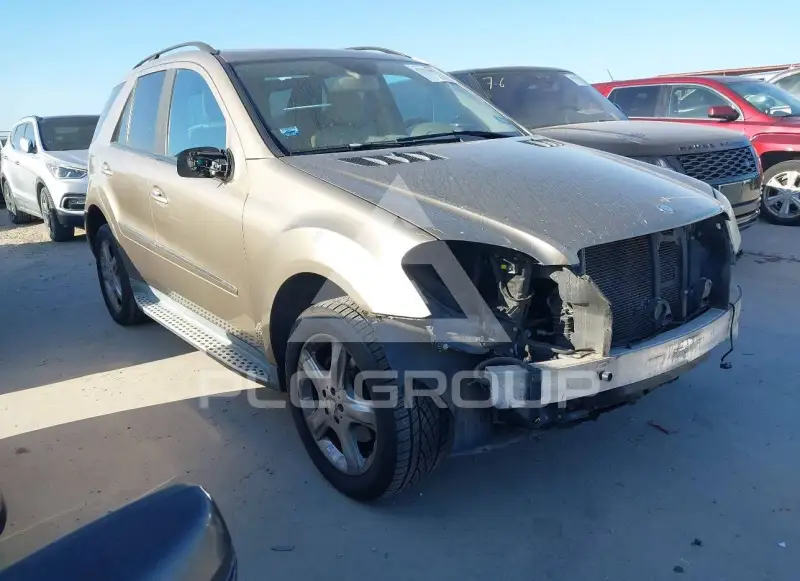 2008 Mercedes Benz M-Class photo