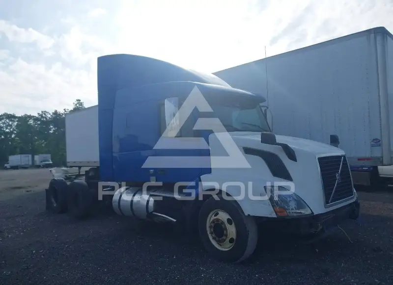 2008 Volvo VNL фото