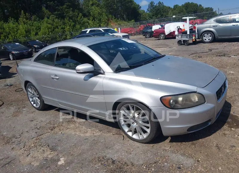 2008 Volvo C70 photo