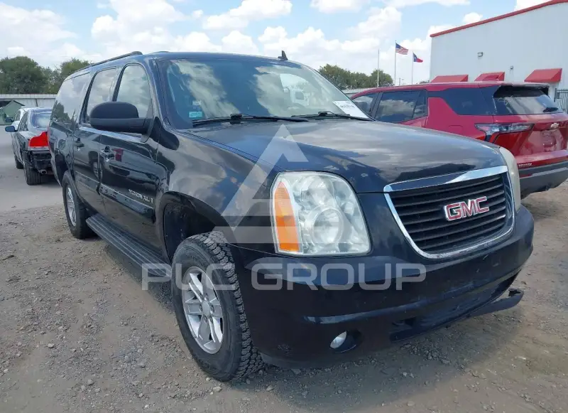 2008 GMC YUKON photo