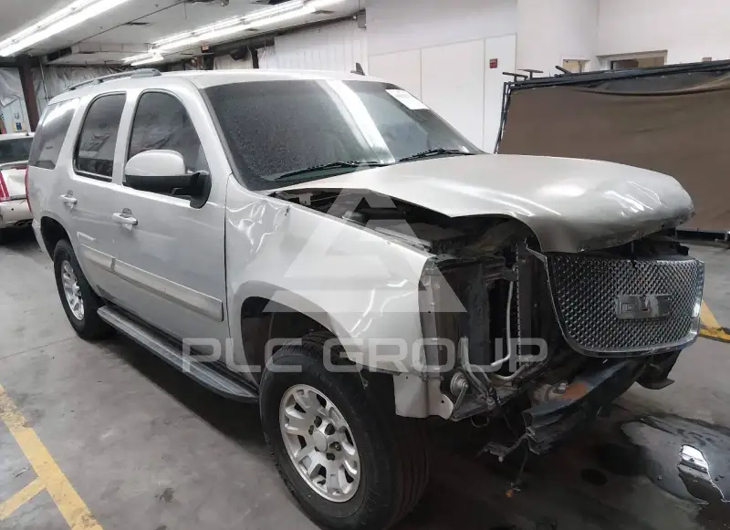 2008 GMC YUKON фото
