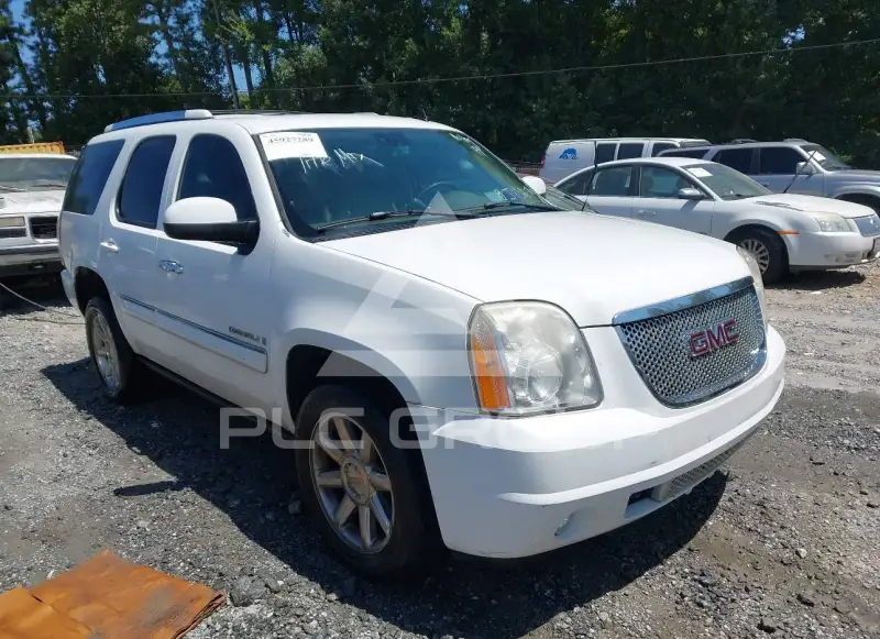 2008 GMC YUKON фото
