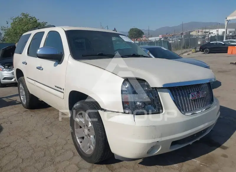 2008 GMC YUKON фото