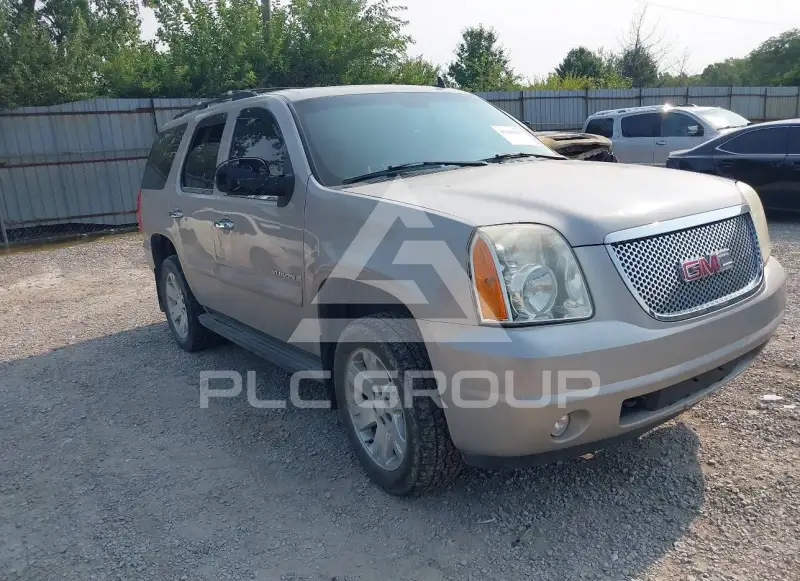 2008 GMC YUKON фото