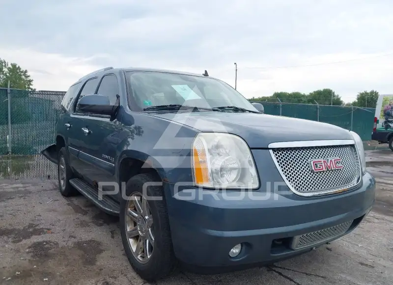 2008 GMC YUKON фото