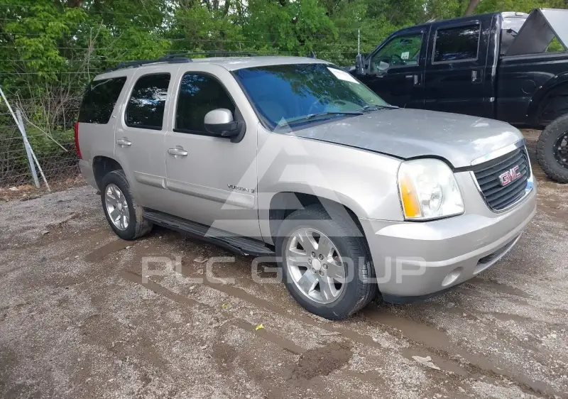 2008 GMC YUKON photo