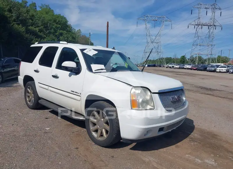 2008 GMC YUKON фото