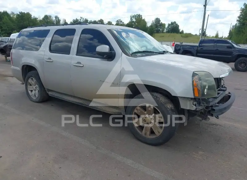2008 GMC YUKON фото