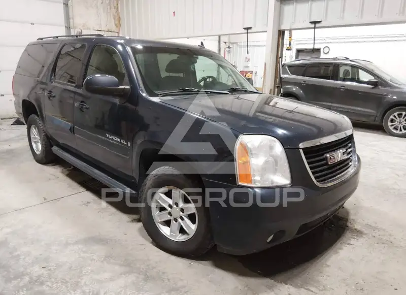 2008 GMC YUKON фото