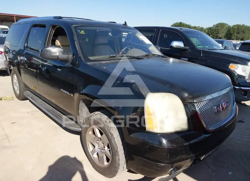 2008 GMC YUKON фото
