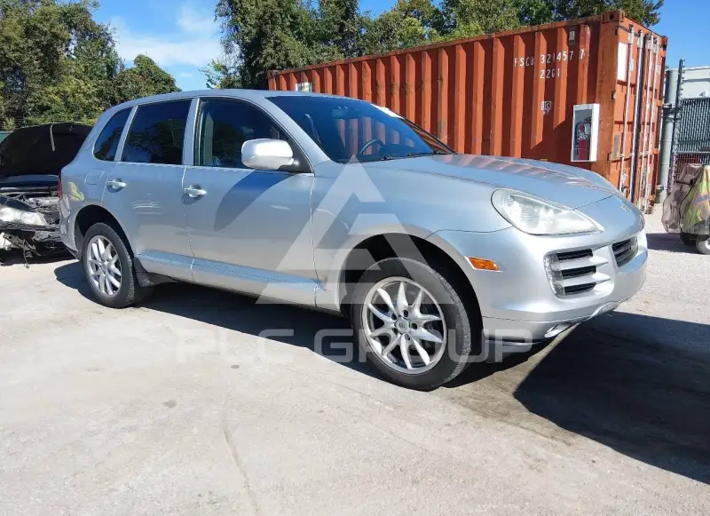 2008 Porsche Cayenne photo